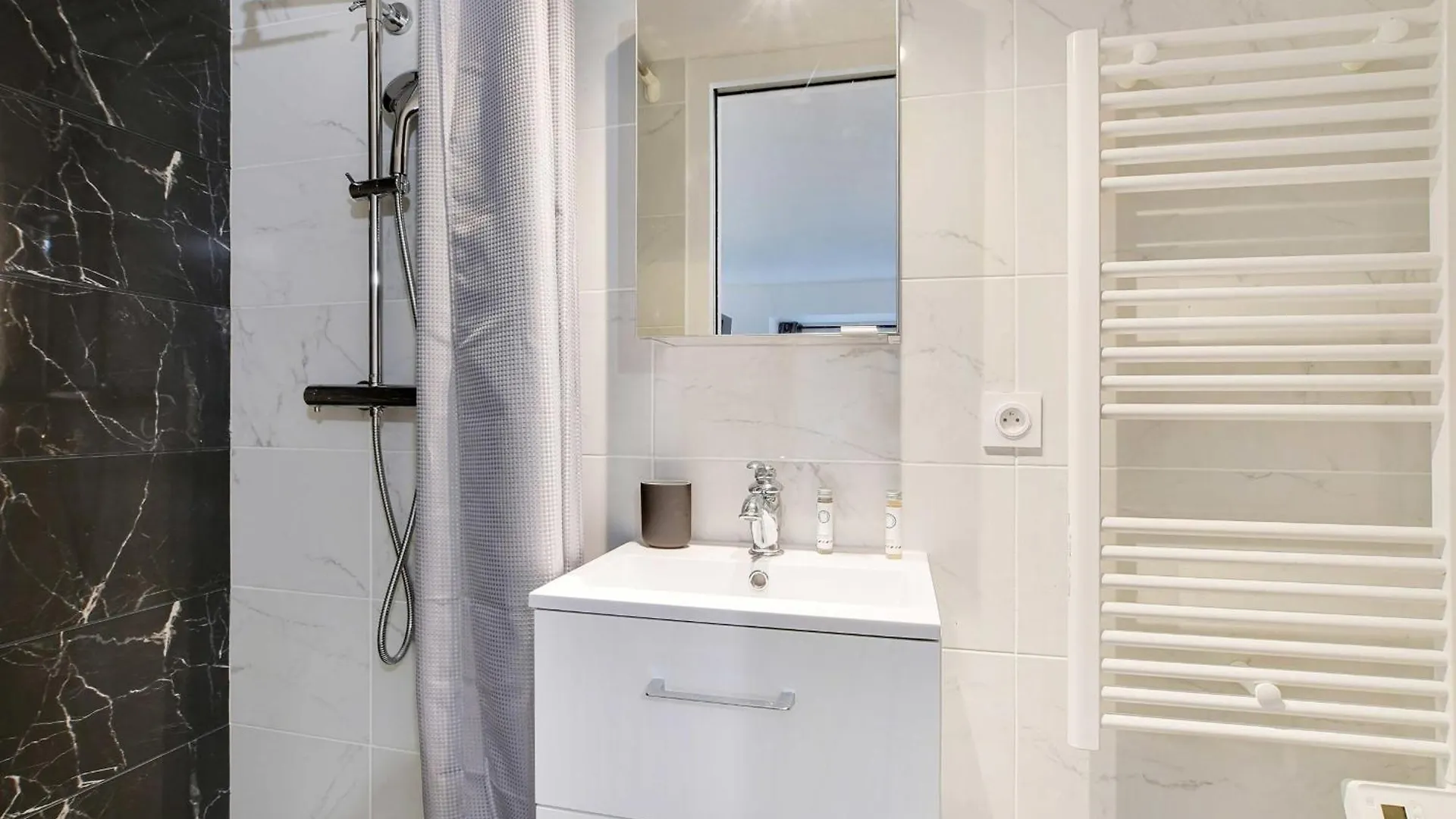 Cmg - Residence Operagrands Magasins Paris Apartment